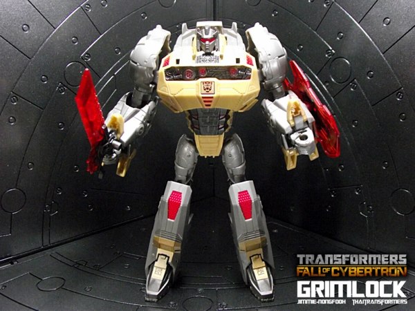 Transformers Generataion Fall Of Cybertron Grimlock In Hand Image  (1 of 16)